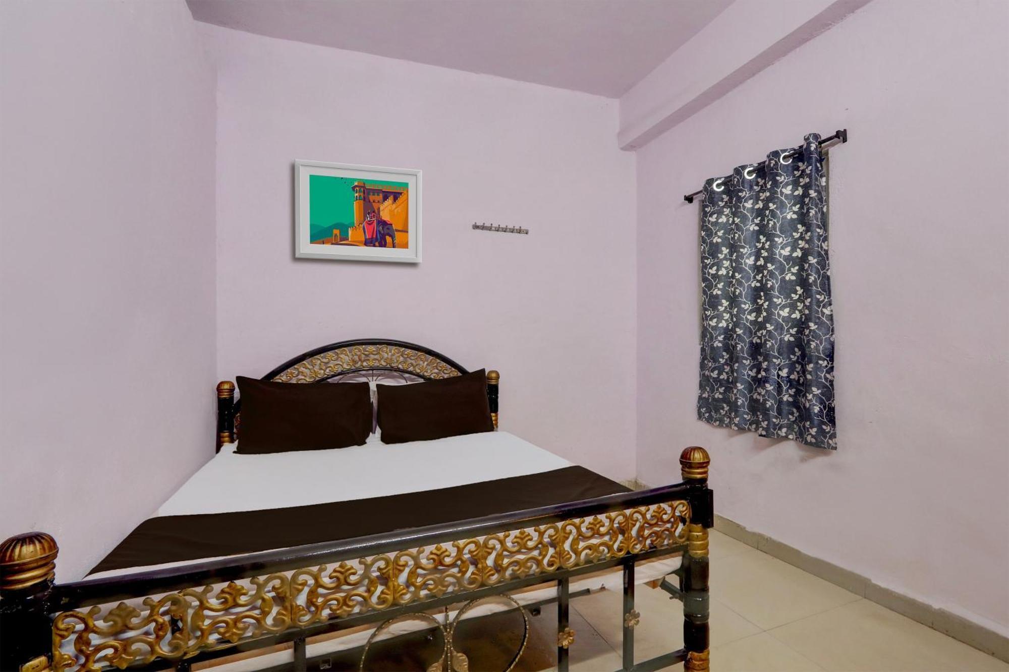 Spot On Hotel Aaraadhya Residency Haïdarabad Extérieur photo