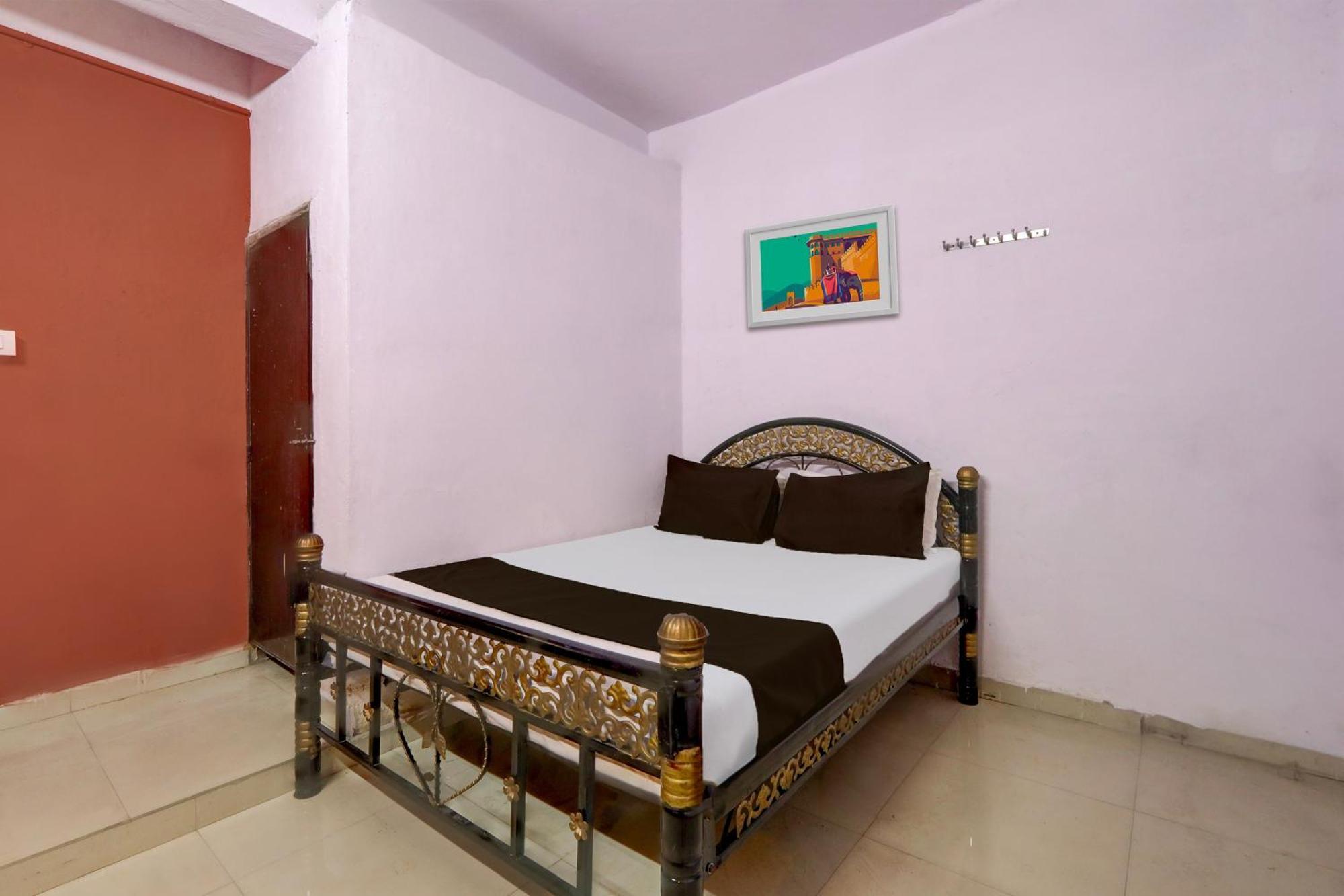 Spot On Hotel Aaraadhya Residency Haïdarabad Extérieur photo